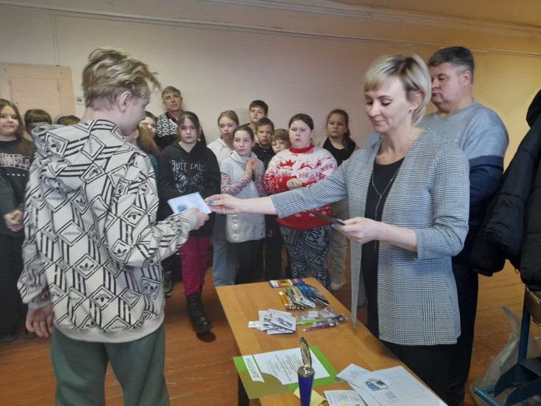 "Готов к труду и обороне!" Торжественное вручение значков и удостоверений ВФСК "ГТО".